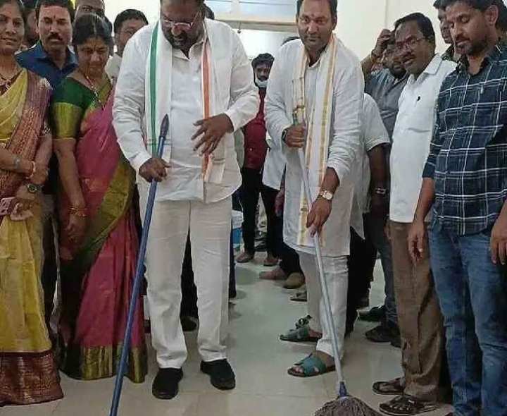 ఆసుపత్రిలో మెరుగైన సౌకర్యాలు కల్పించాలి: మంత్రి