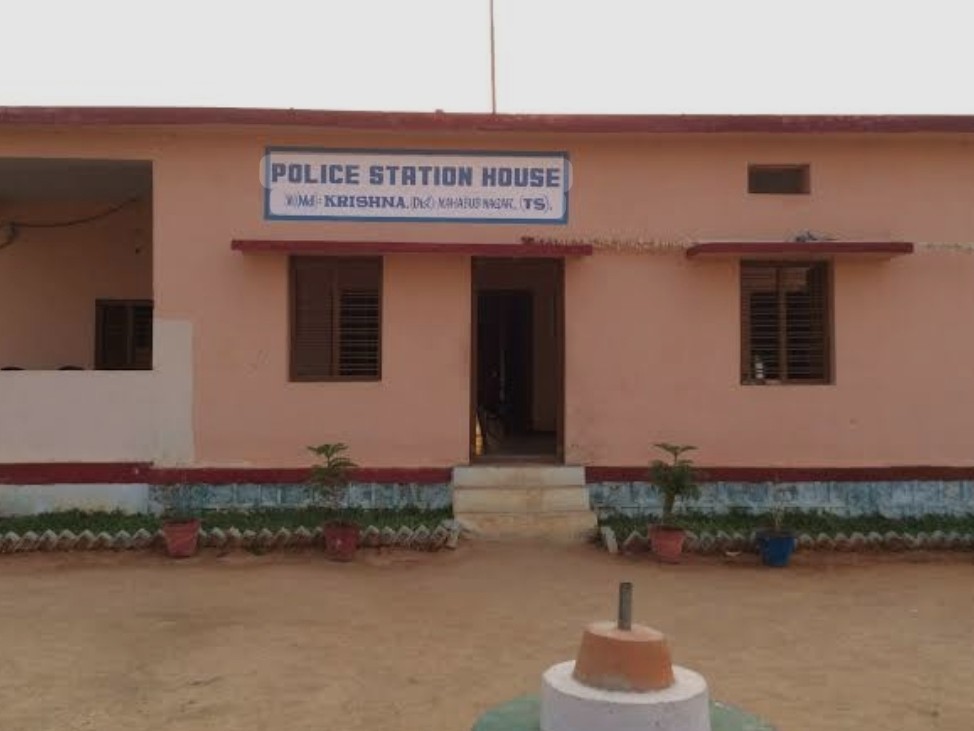 కృష్ణ బ్రిడ్జి సమీపంలో వ్యక్తి మృతదేహం లభ్యం