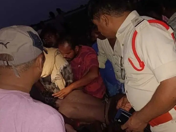 బావిలో పడి బాలుడు మృతి