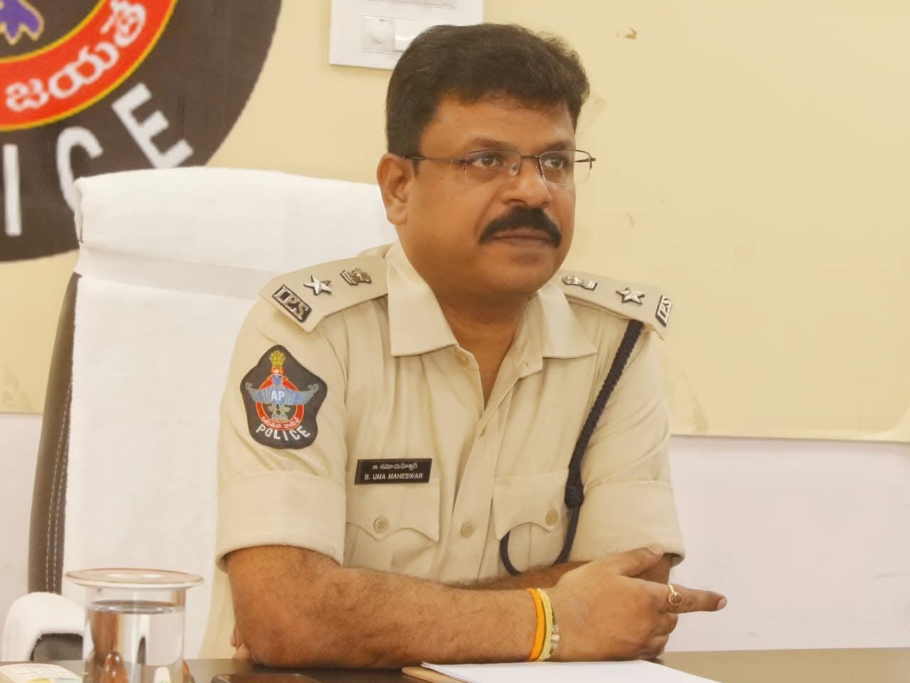 జిల్లాలో టెన్త్ పరీక్షలకు పటిష్ఠ బందోబస్తు: ఎస్పీ