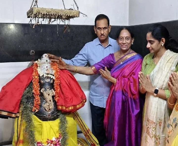 కిరీటధారిగా అనంతపల్లి గణపయ్య.. చూసి తీరాల్సిందే!