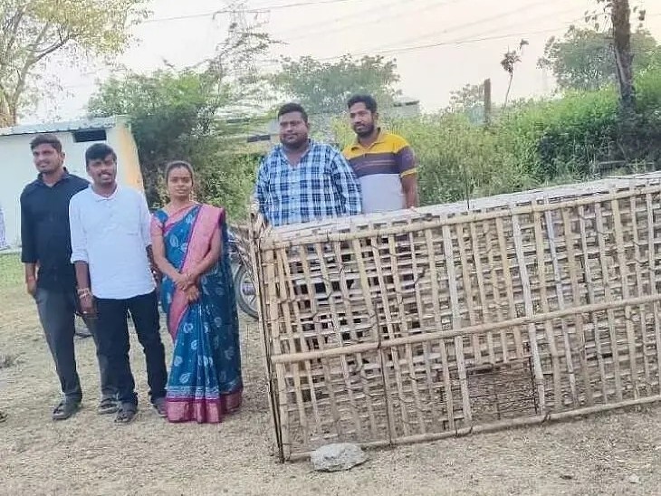 కోతుల బెడద నివారణకు బోను ఏర్పాటు