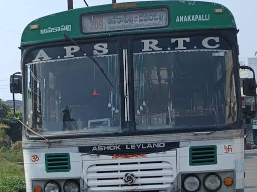 పదో తరగతి విద్యార్థులకు ఉచిత బస్సులు..!