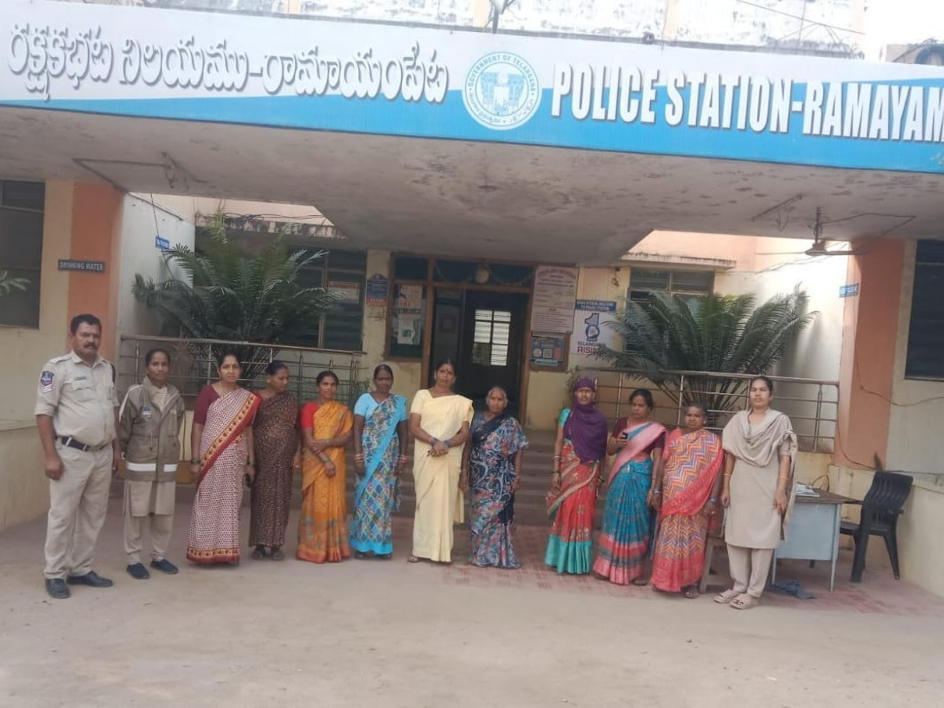 అంగన్వాడీ సిబ్బంది ముందస్తు అరెస్ట్