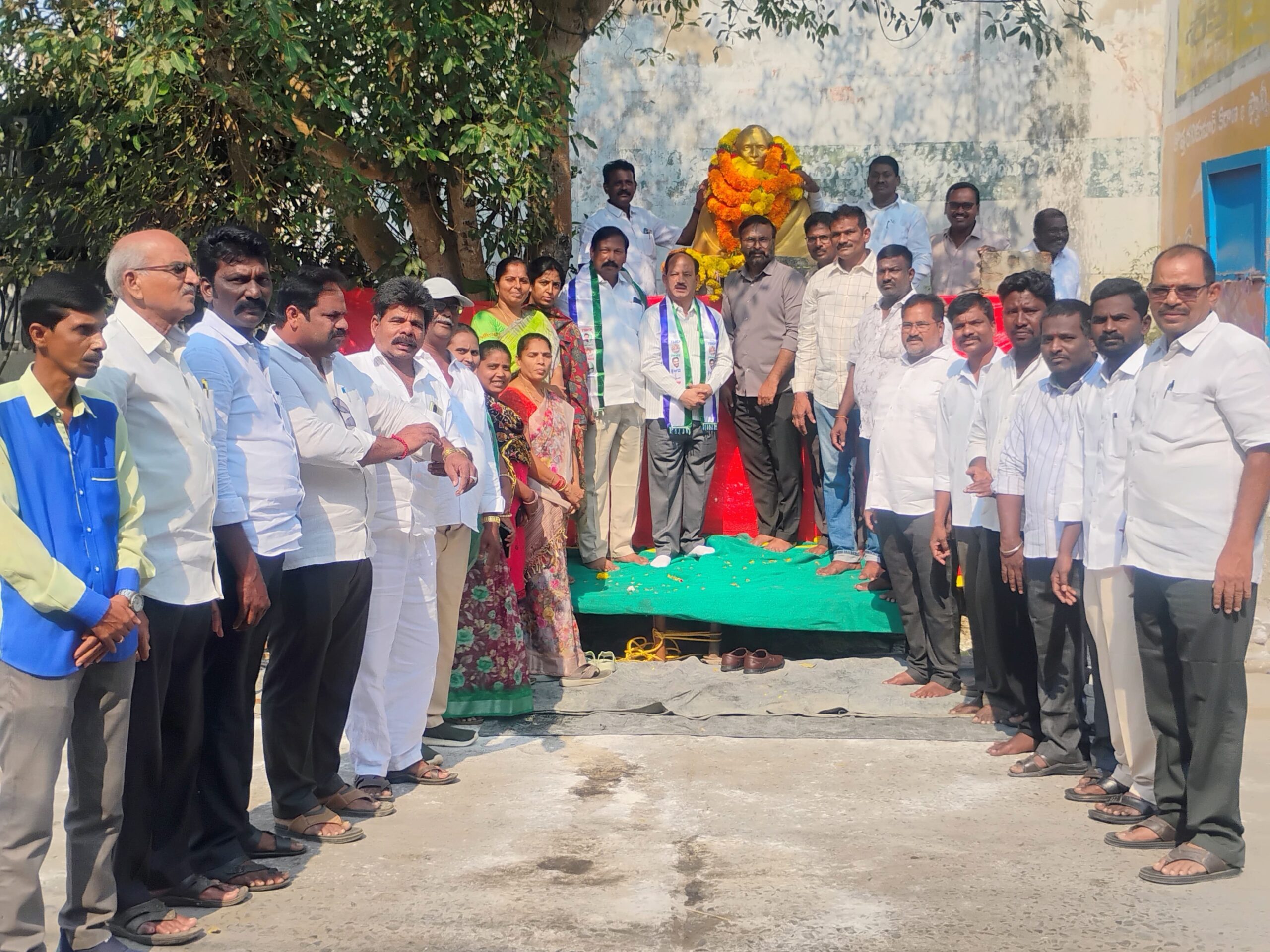 పొట్టి శ్రీరాములకు ఘన నివాళి