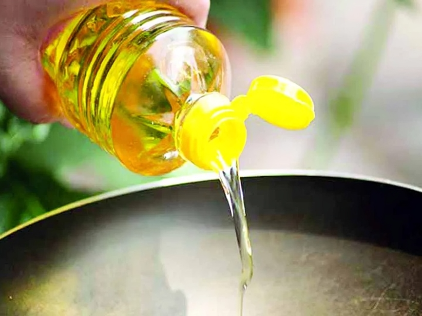 మంట పుట్టిస్తున్న వంట నూనె ధరలు