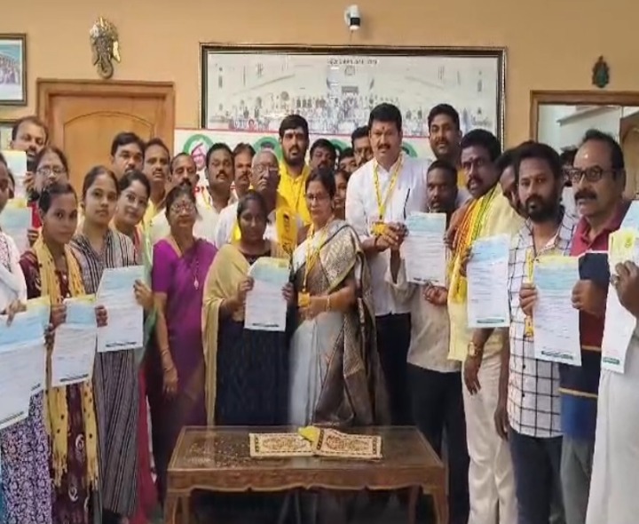 సీఎం రిలీఫ్ ఫండ్ చెక్కులు పంపిణీ..!