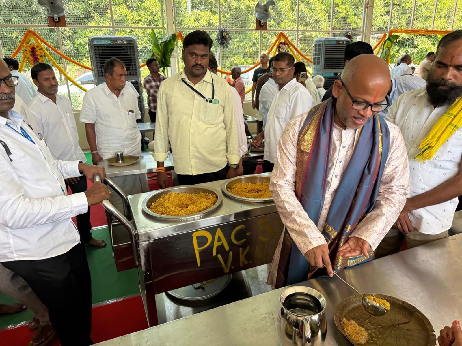 ఒంటిమిట్టలో నిరంతర అన్నప్రసాదాలు