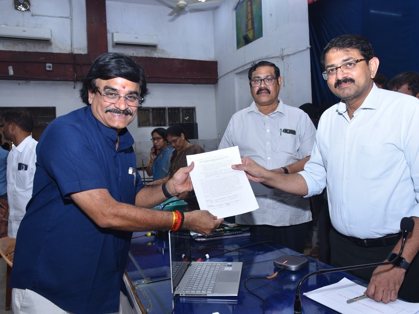 ‘నిషేధిత జాబితా నుంచి 13 మంది రైతులకు విముక్తి’