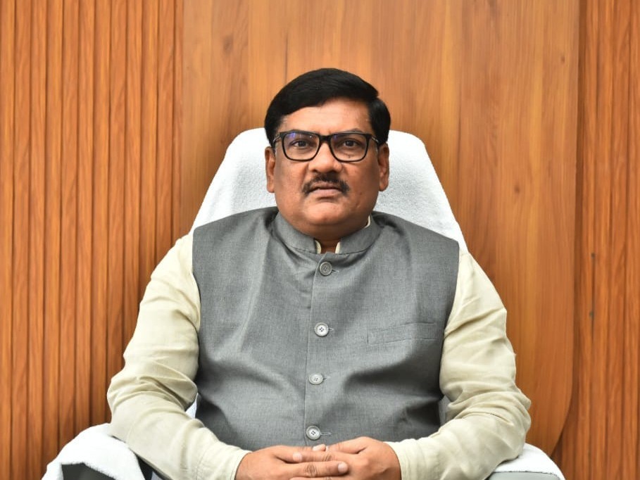 గ్యాస్ అక్రమంగా నిల్వ చేస్తే చర్యలు తప్పవు: JC