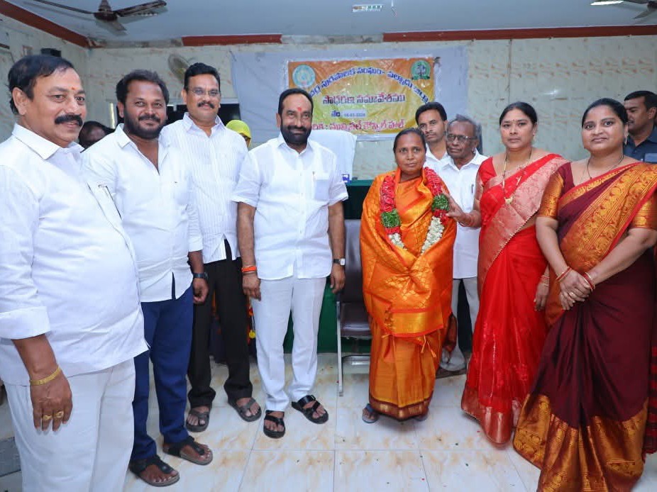 మున్సిపల్ కౌన్సిల్ సమావేశంలో పాల్గొన్న MLA