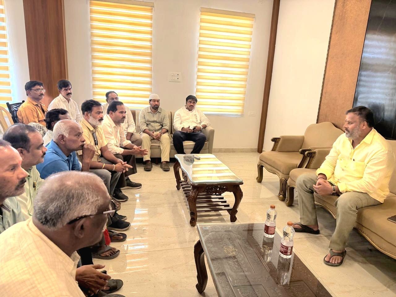 అక్రిడేషన్ జర్నలిస్టులకు ఇంటి స్థలాలు