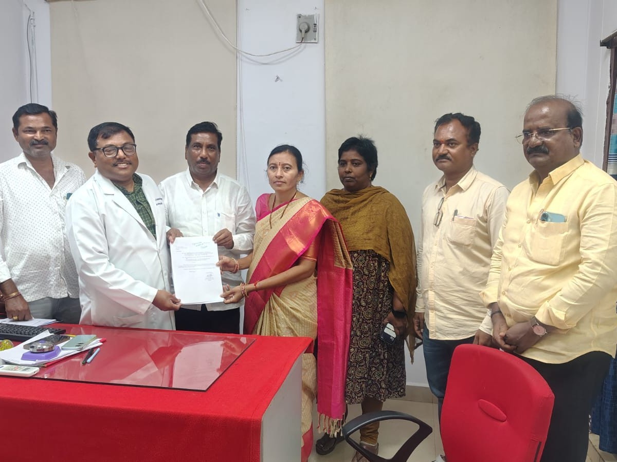 ములుగు ఆసుపత్రి ఏవోగా మల్లెల ఉమ