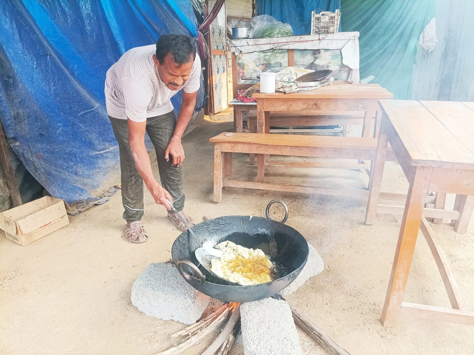 పంట గ్యాస్ కొరతతో ఇబ్బందులు