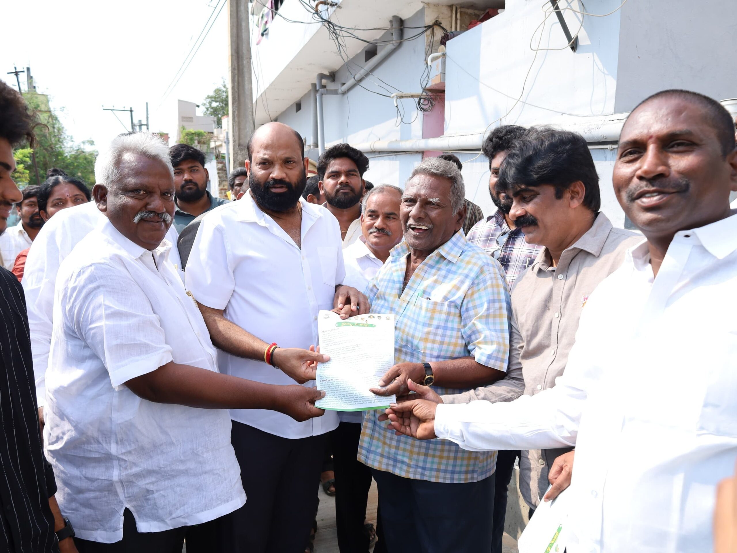 ‘రైతన్న మీకోసం’ కార్యక్రమంలో పాల్గొన్న ఎమ్మెల్యే