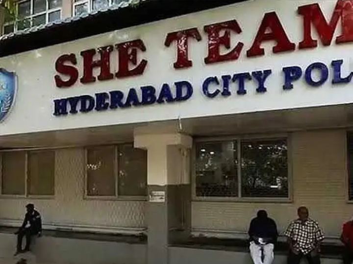 నగరంలో షీ టీమ్స్ దూకుడు.. 141 మంది అరెస్ట్