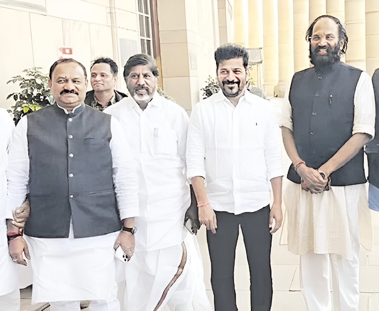 కాంగ్రెస్ కో-ఆర్డినేషన్ కమిటీ ఏర్పాటు