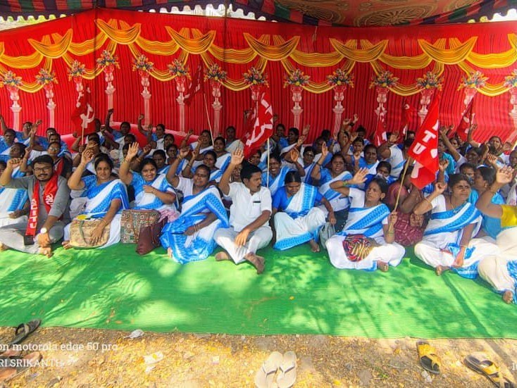 ఆశా వర్కర్ల సమస్యల పరిష్కారానికి కృషి చేయాలి: CITU