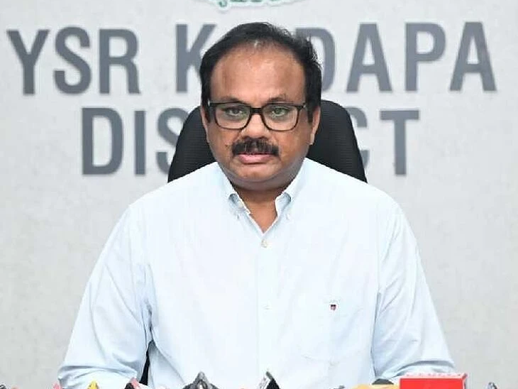 డిప్యూటీ MROలకు తాత్కాలిక పదోన్నతులు