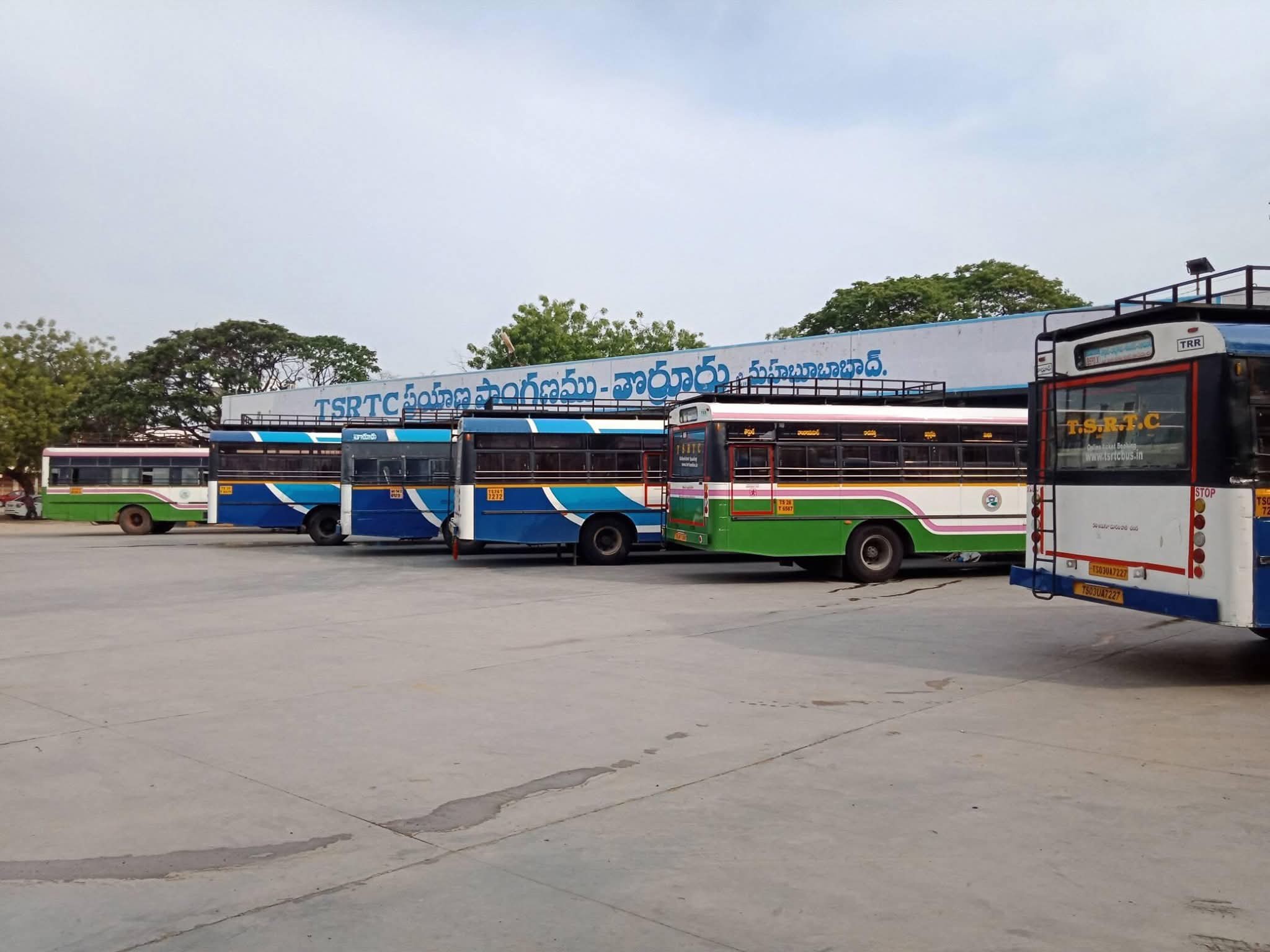 తొర్రూరు నుంచి భద్రాచలానికి ప్రత్యేక బస్సులు