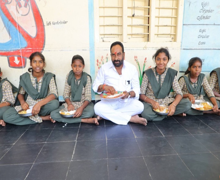 కస్తూర్బా గాంధీ విద్యాలయాన్ని తనిఖీ చేసిన ఎమ్మెల్యే