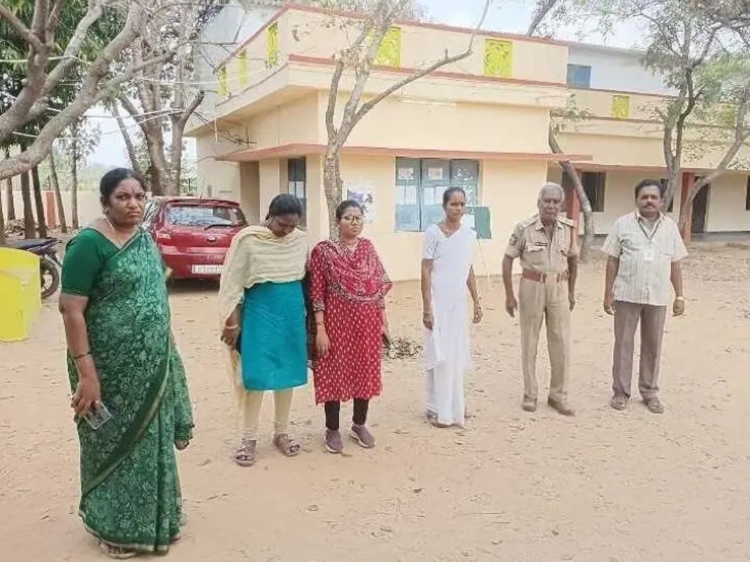 కెమిస్ట్రీ పరీక్షకు నలుగురు గైర్హాజరు