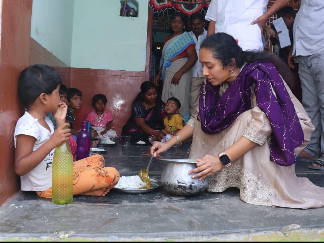 అంగన్వాడీ కేంద్రాలను తనిఖీ చేసిన ఎమ్మెల్యే