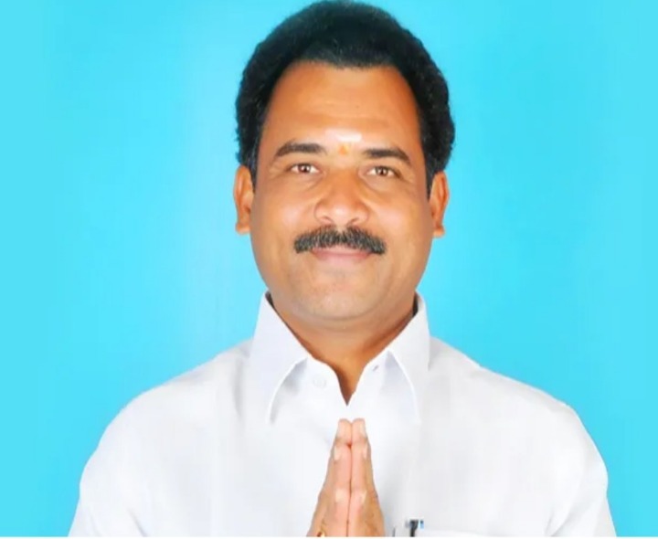 దోమకొండకు నిధులు మంజూరు: సర్పంచ్