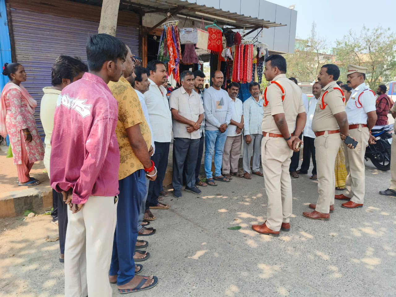 సీసీ కెమెరాలపై అవగాహన సదస్సు