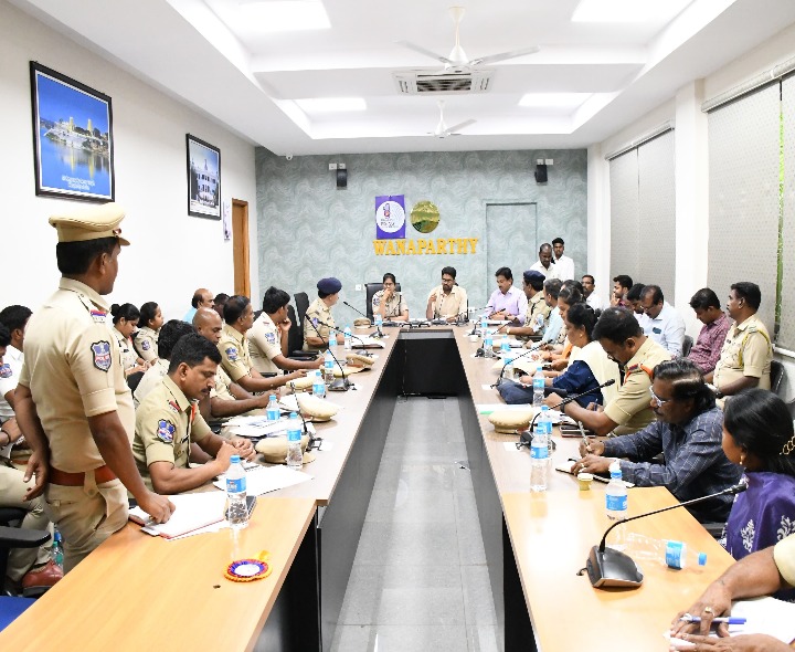 ‘మాదకద్రవ్యాల బారిన పడకుండా నిఘా ఉండాలి’