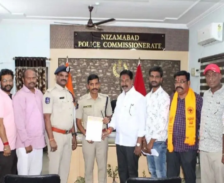 ‘హనుమాన్ జయంతి వేడుకల అనుమతి ఇవ్వాలి’