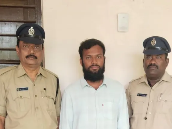 యువకుడిపై దాడి కేసులో నిందితుడికి జైలు..!