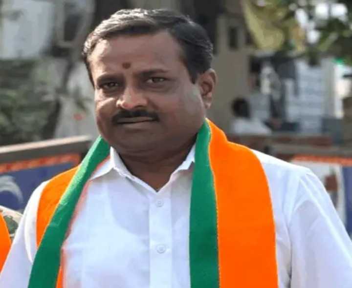 గుండెపోటుతో మాజీ కార్పొరేటర్​ మృతి