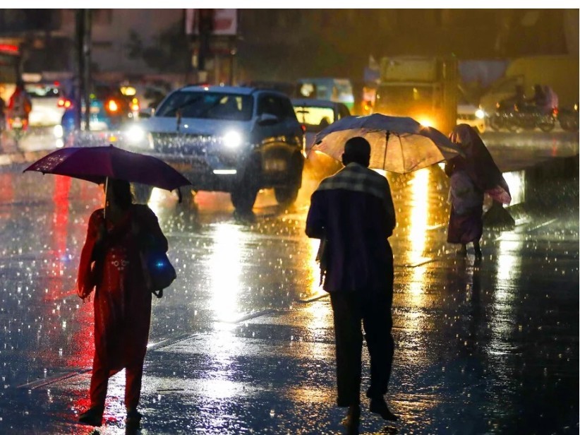 నగరంలో రాత్రి కురిసిన వర్షం.. వివరాలు ఇవే..!