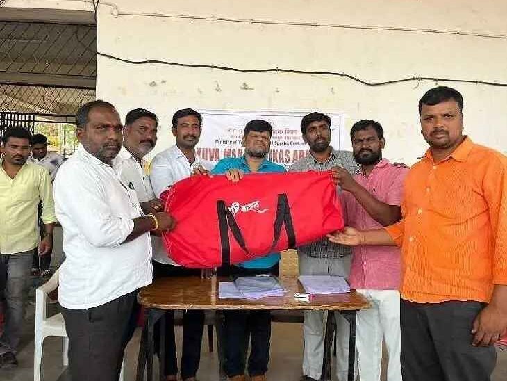 ‘క్రీడలు, సాంస్కృతిక రంగాల్లో యువత రాణించాలి’