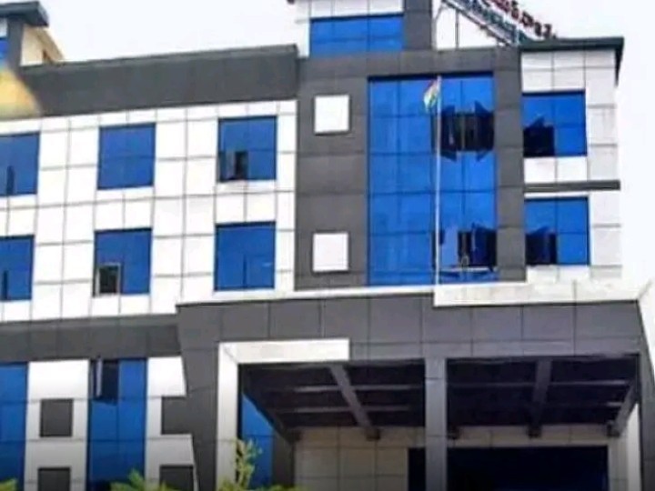 నగర కార్పొరేషన్‌లో అధికారులపై చర్యలకు ఆదేశం