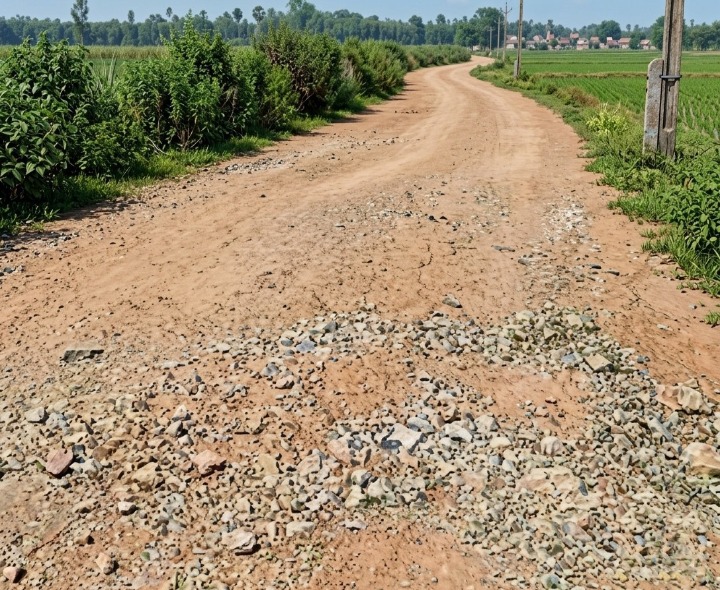 రాళ్ళతో నిండిన రహదారి