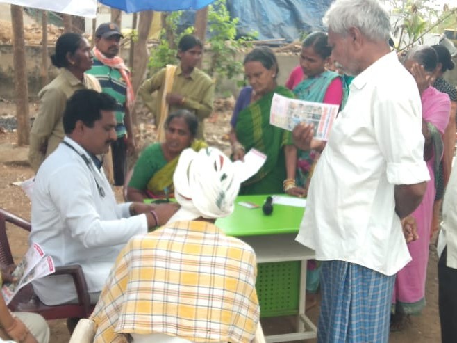 కట్ర్యాలలో ఉచిత ఆరోగ్య శిబిరం