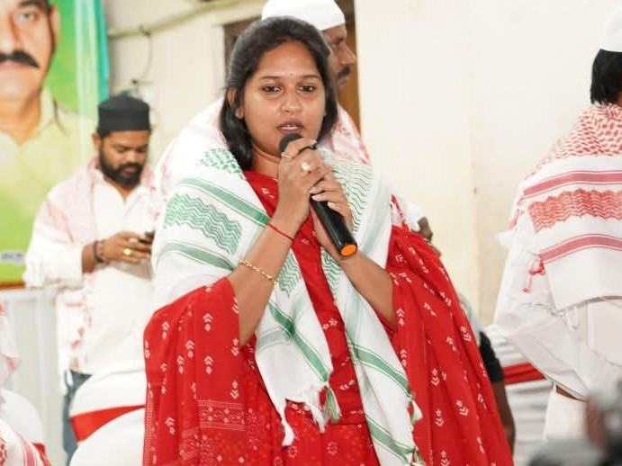 ముస్లిం సోదరుల అభివృద్ధికి ప్రభుత్వం కృషి: ఎమ్మెల్యే