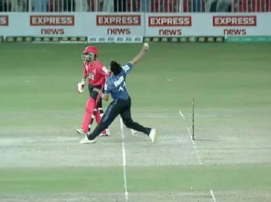 క్రికెట్ చరిత్రలోనే అతి పెద్ద నోబాల్ వేసిన అక్తర్!