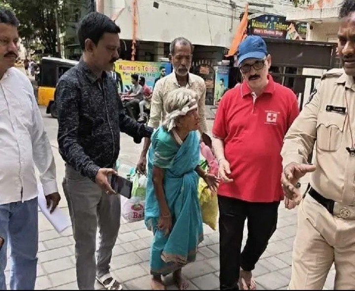 70 ఏళ్ల వృద్ధురాలికి ఆశ్రయం