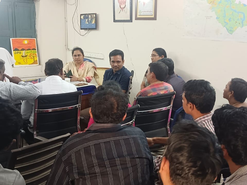 ‘ఓటరు జాబితా సవరణకు సహకరించాలి’