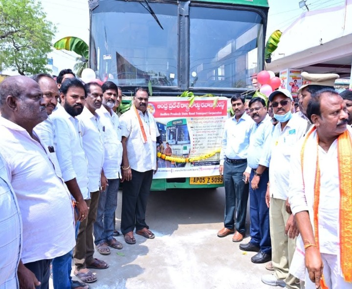 దివ్యాంగుల సంక్షేమానికి పెద్దపీట: ఎమ్మెల్యే