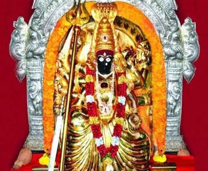 చెంగాళమ్మ ఆలయంలో విశేష పూజలు