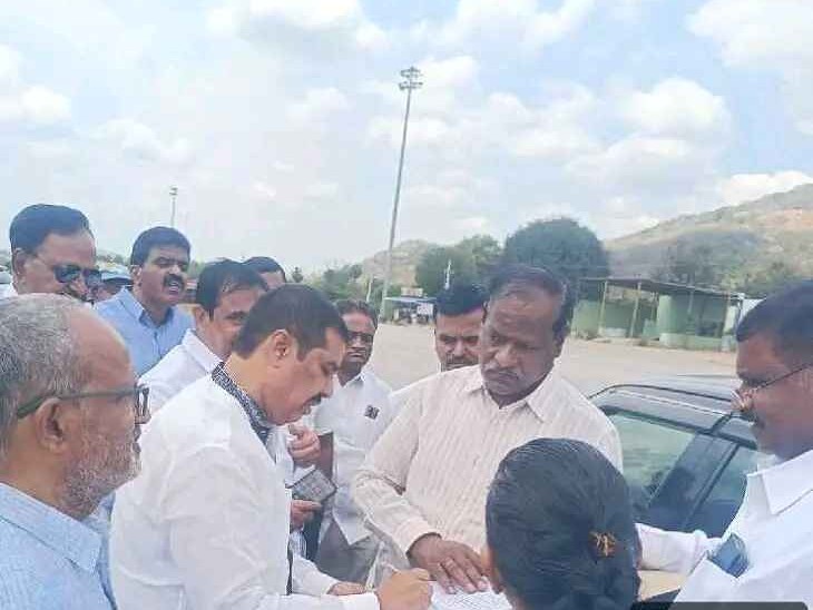 మదనపల్లె ఫైళ్ల దగ్ధం కేసులో కీలక వ్యక్తి అరెస్టు