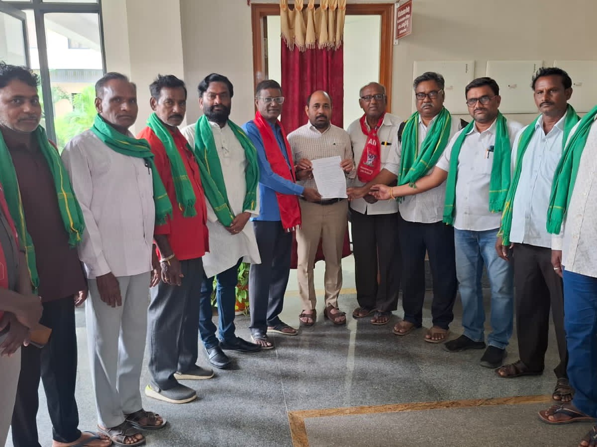 ‘రైతు భరోసాను వెంటనే జమ చేయాలి’