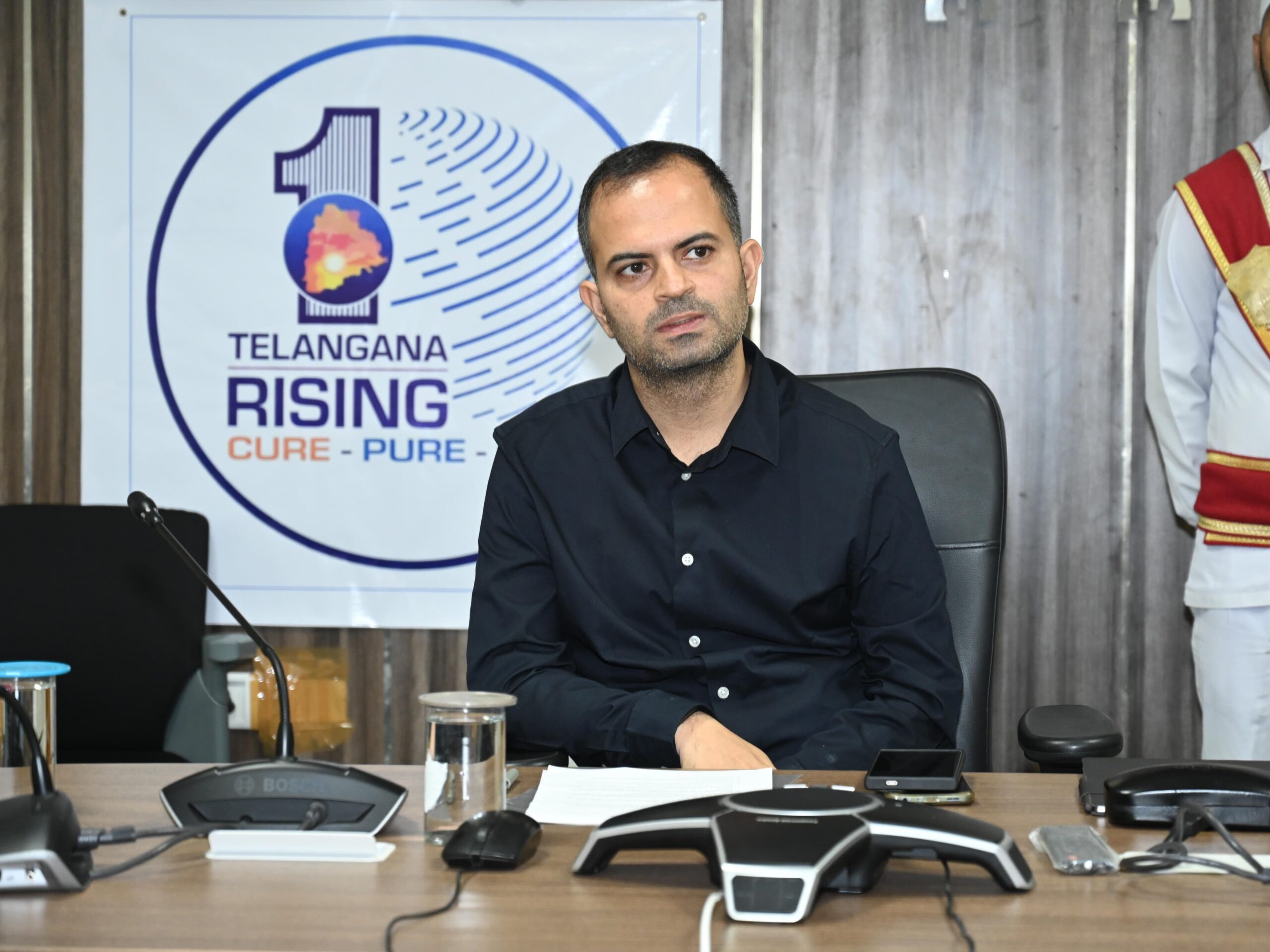 ‘జిల్లా ప్రజలకు ఉగాది శుభాకాంక్షలు’