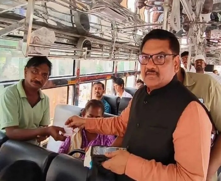 దివ్యాంగులకు ఉచిత ప్రయాణాన్ని ప్రారంభించిన JC