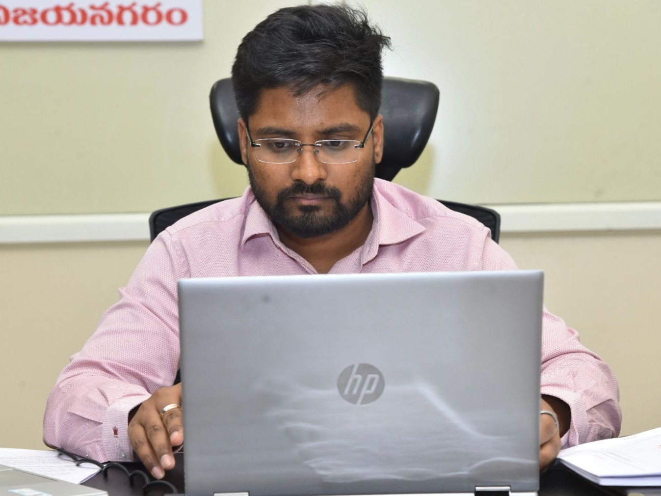 ‘రెవెన్యూ అంశాల పరిష్కారంలో జాప్యం వద్దు’