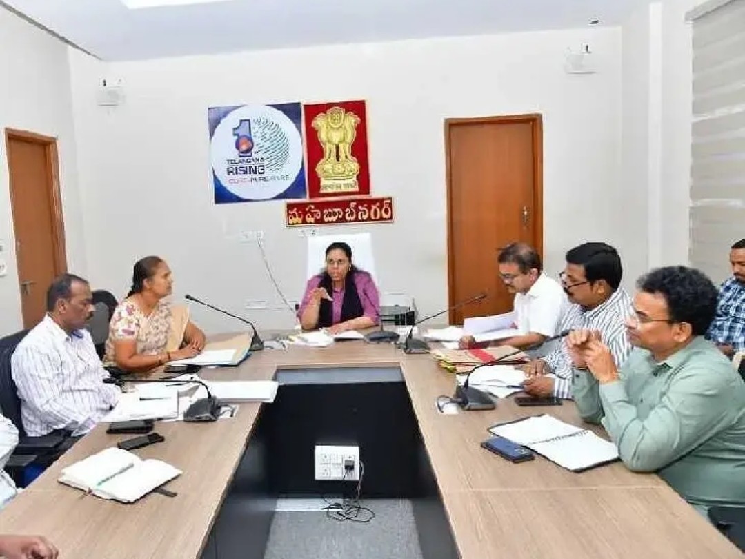 తాగునీటి సమస్యలు రాకుండాచర్యలు: కలెక్టర్